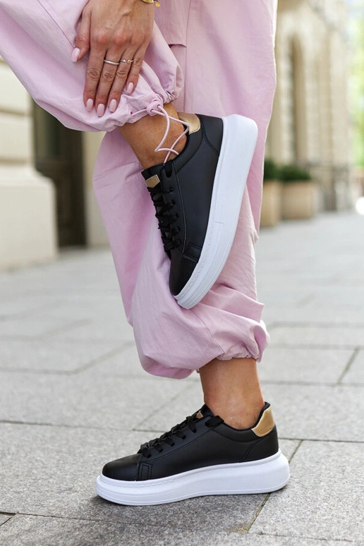 Beige trainers Venancia