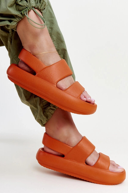 Pomarańczowe sandały Attiana Pomarańczowe sandały Attiana