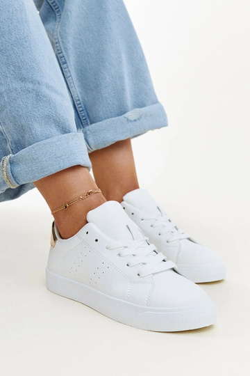 White trainers Justar