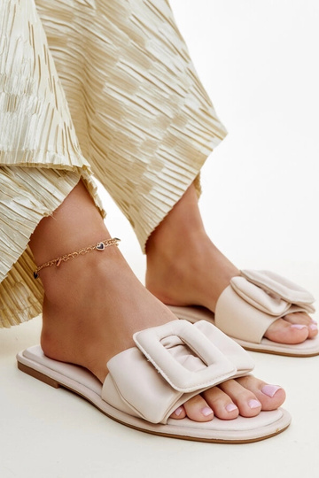 Black slippers with fur insulated Valle