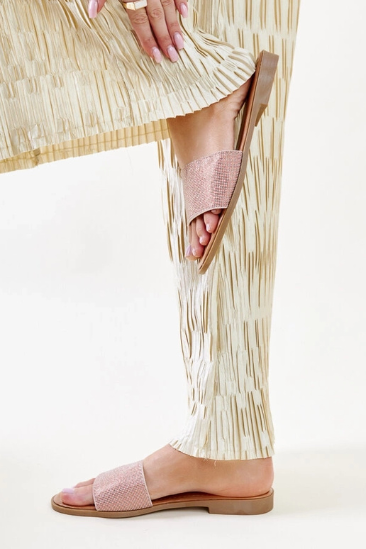 Black slippers with fur insulated Valle