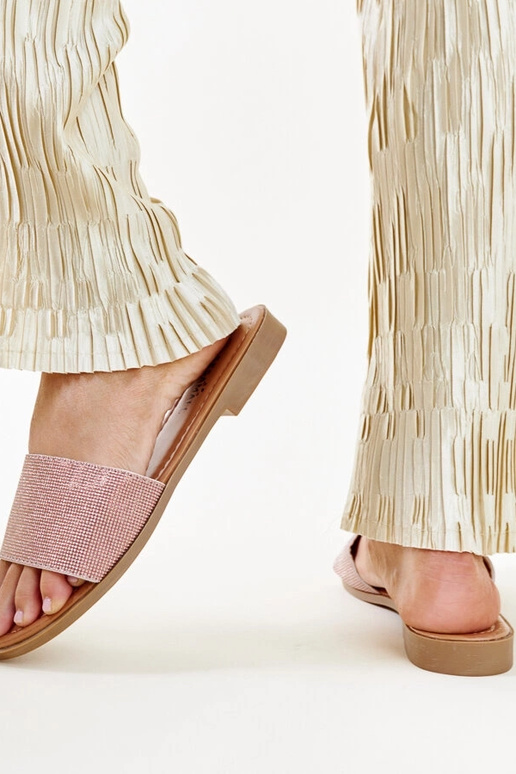 Brązowe błyszczące klapki Anilsa