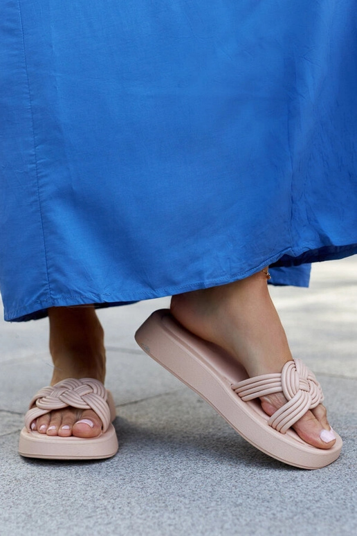 Black slippers with fur insulated Valle