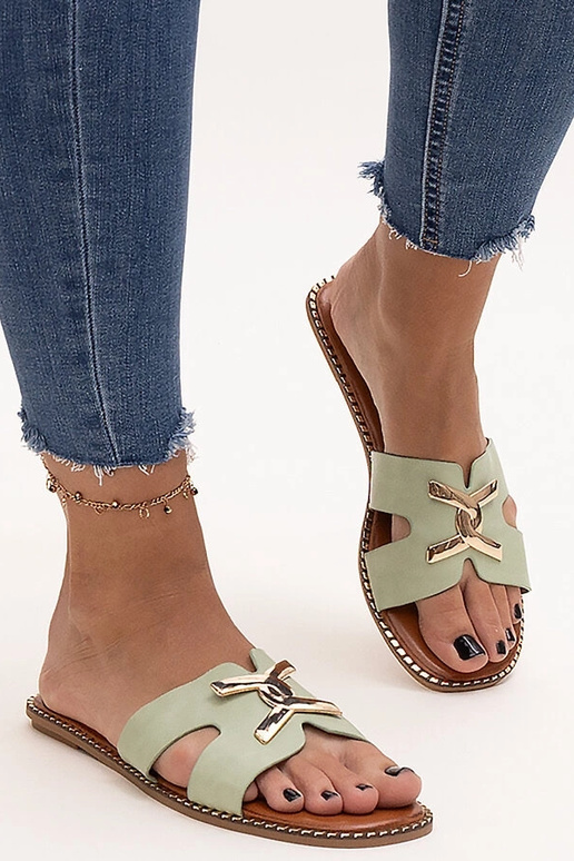 Black slippers with fur insulated Valle