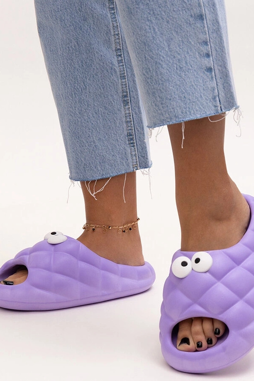 Black slippers with fur insulated Valle