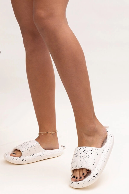 Black slippers with fur insulated Valle