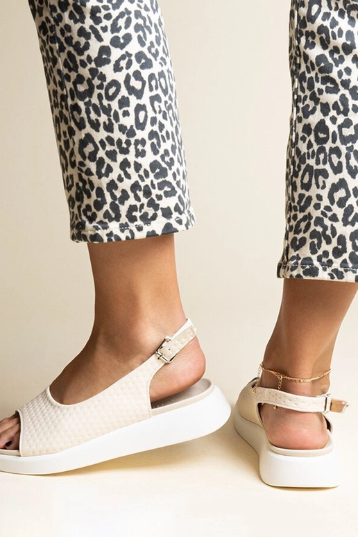 Black sandals on a block heel Millo