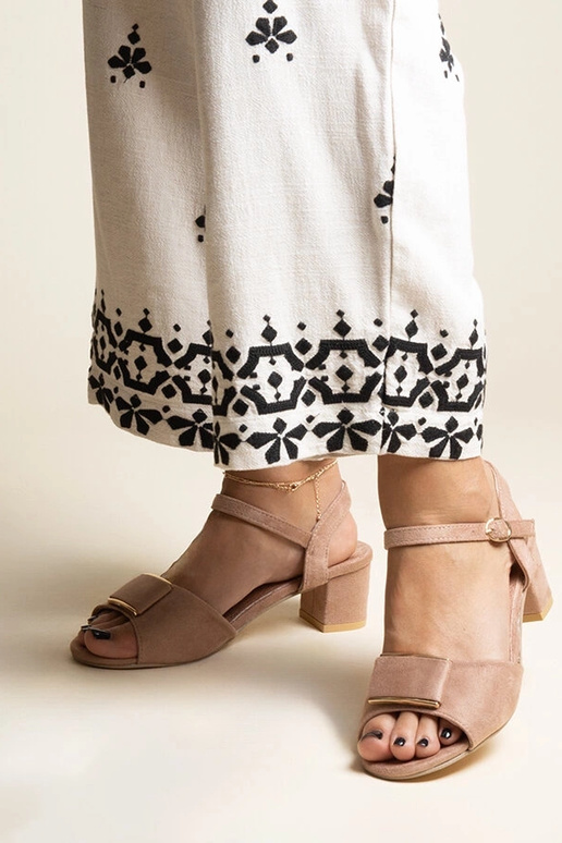 Black sandals on a block heel Millo