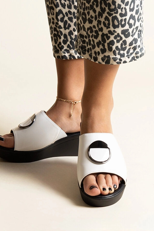 Black sandals on a block heel Millo