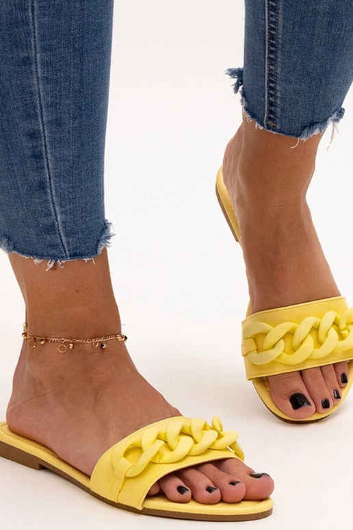 Black sandals on a block heel Millo