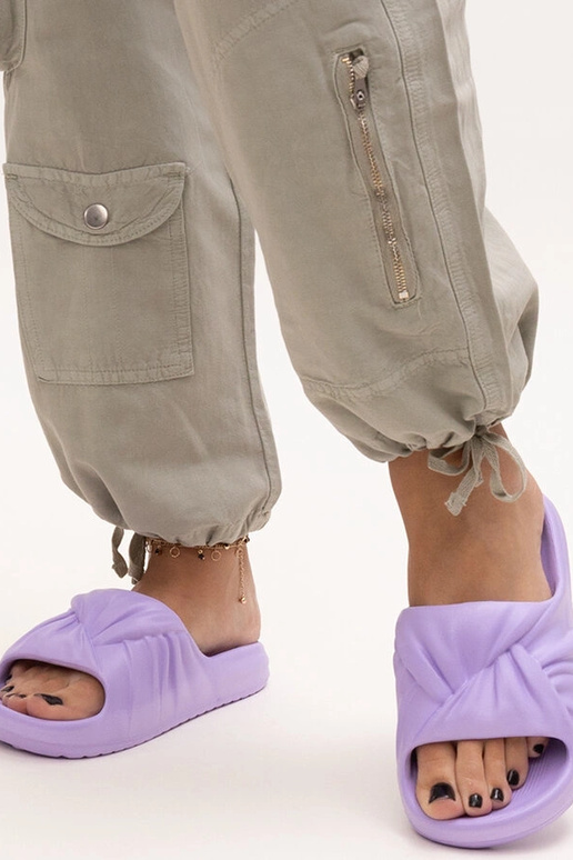 Fioletowe piankowe klapki Cunta