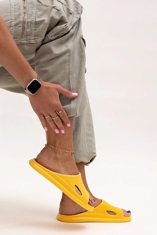 Żółte piankowe klapki Myrtile