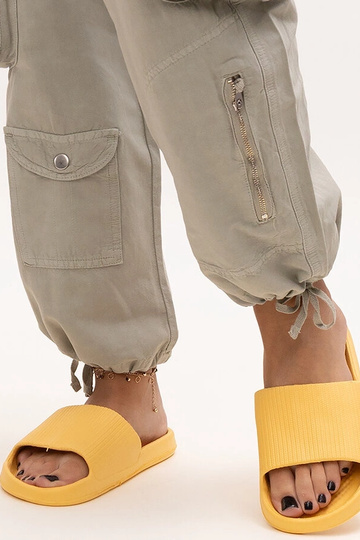 Black sandals on a block heel Millo 2