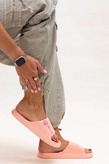 Różowe klapki piankowe Labinga