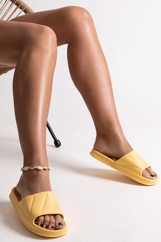 Black sandals on a block heel Millo