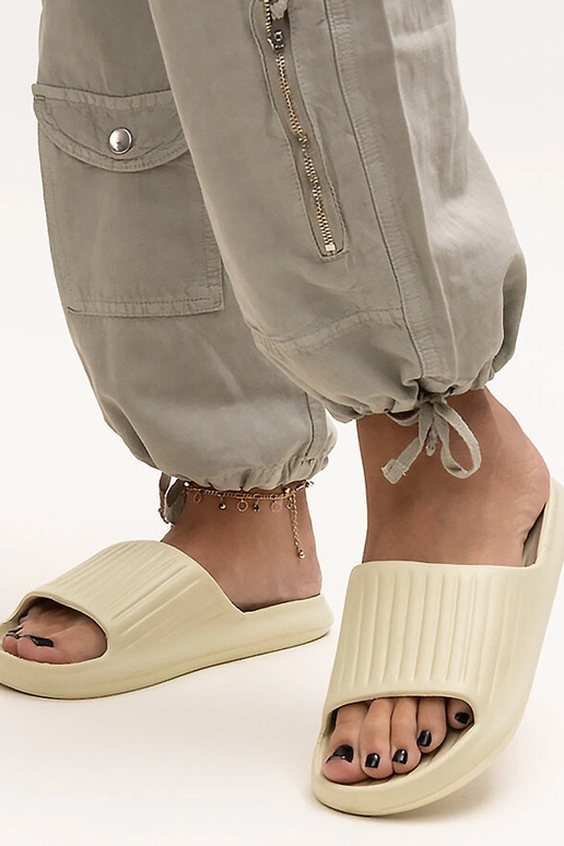 Black sandals on a block heel Millo