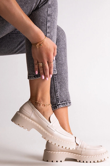 White trainers Big Star...