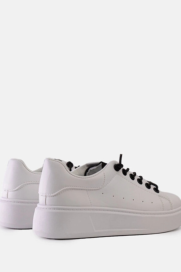 Białe sneakersy z efektownym zdobieniem Asmait 2