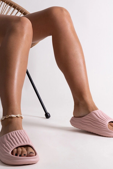 Black sandals on a block heel Millo 2