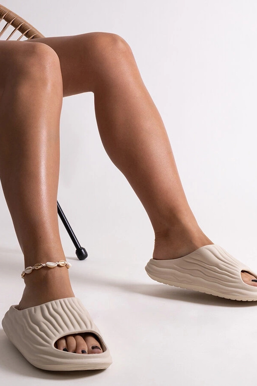 Black sandals on a block heel Millo