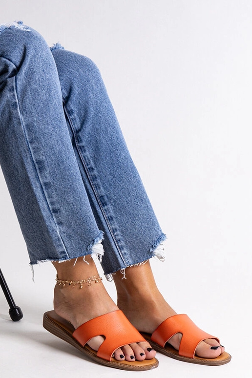 Black sandals on a block heel Millo