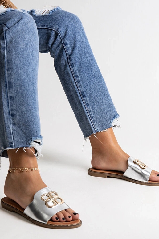 Black sandals on a block heel Millo