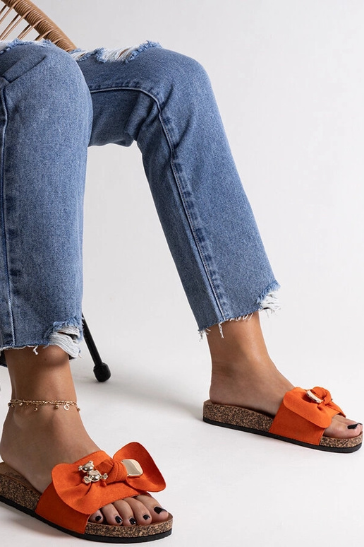 Black slippers with fur insulated Valle