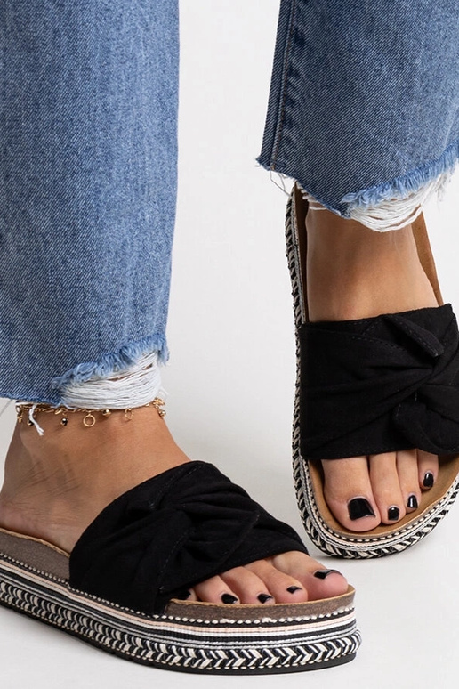 Black sandals on a block heel Millo
