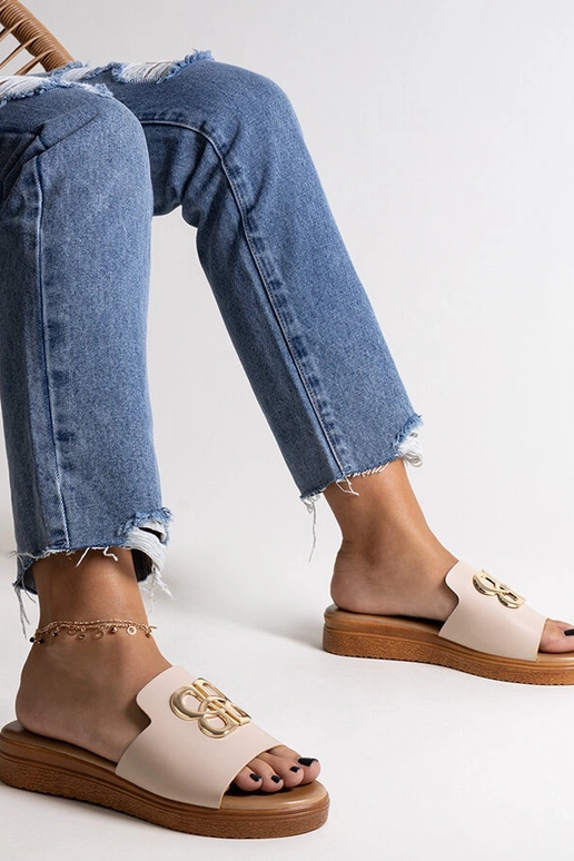 Black sandals on a block heel Millo