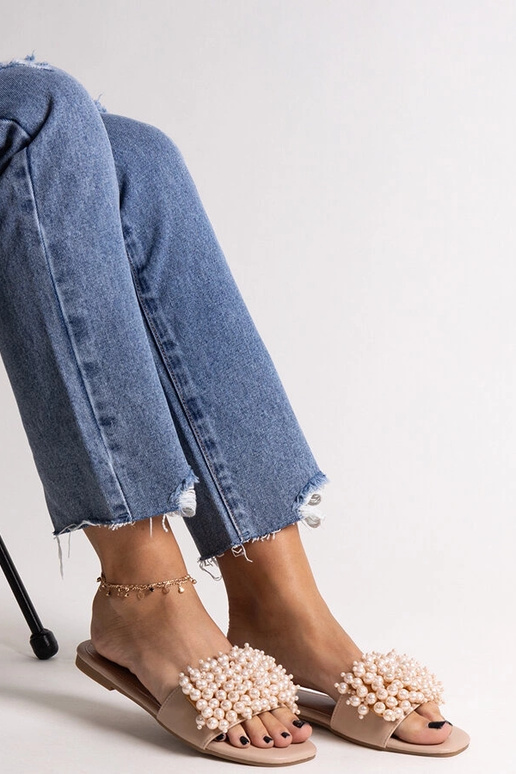 Black sandals on a block heel Millo