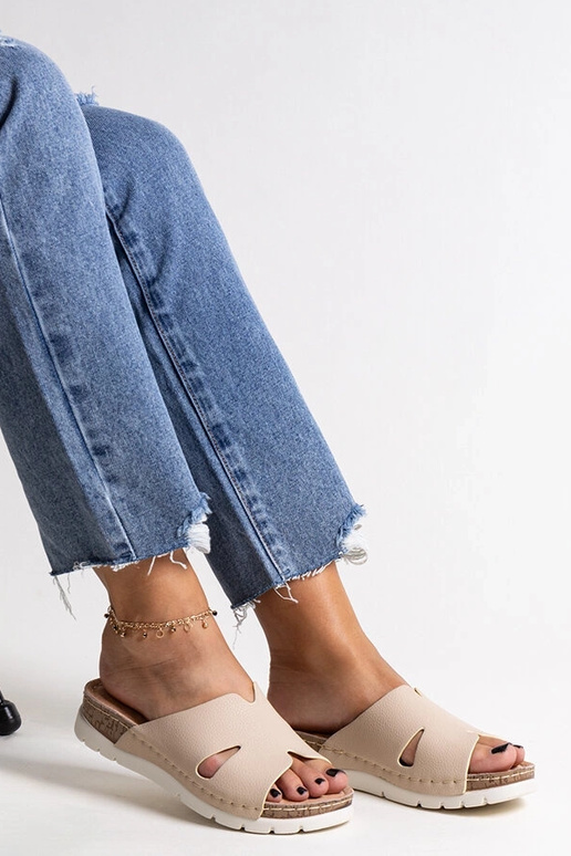 Black sandals on a block heel Millo