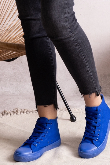 White trainers Big Star...