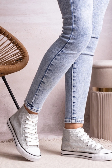 White trainers Big Star...