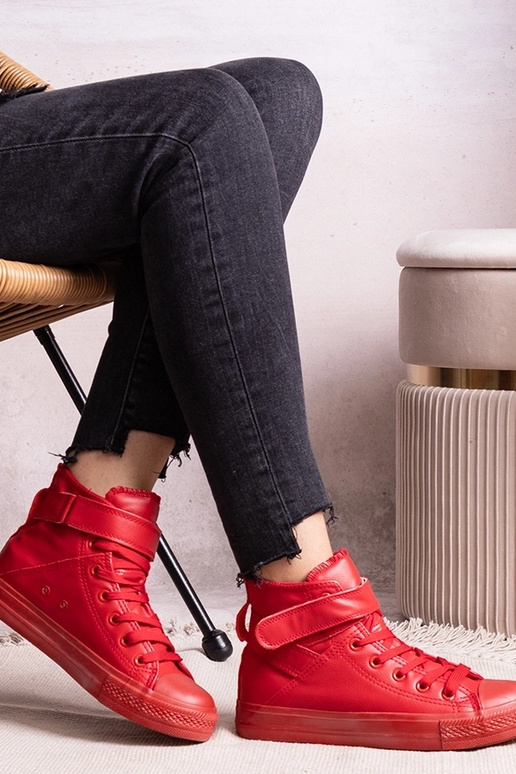 Czerwone wysokie trampki z eco skóry...