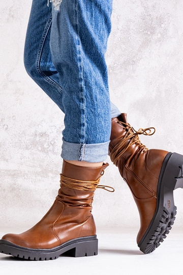 Brązowe botki z eko skóry...