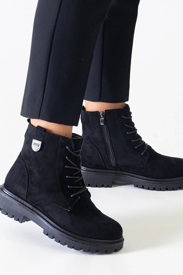 Black Kanga women's snow boots