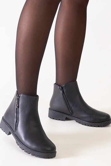 Black Kanga women's snow boots