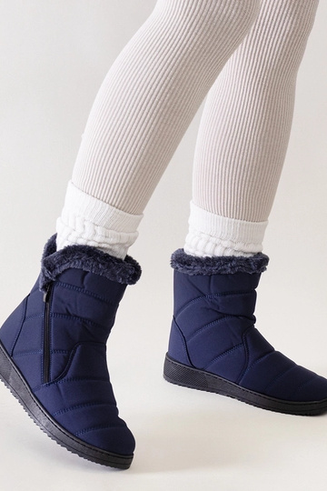 Black snowboots Arana