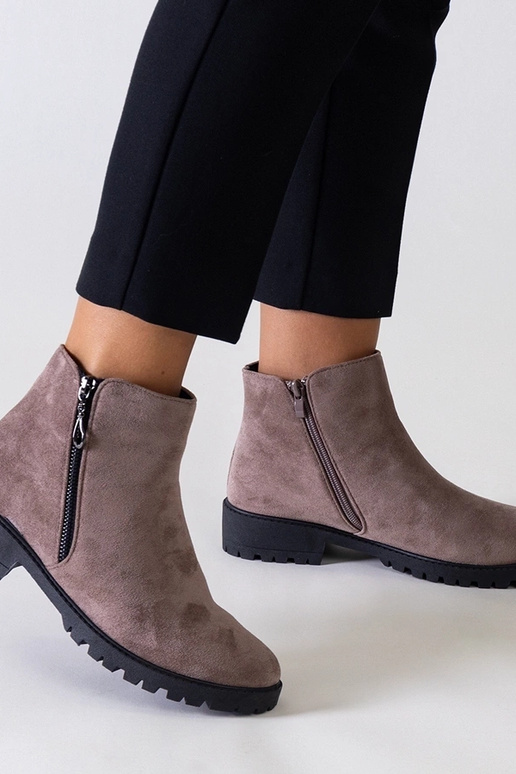 Black Kanga women's snow boots