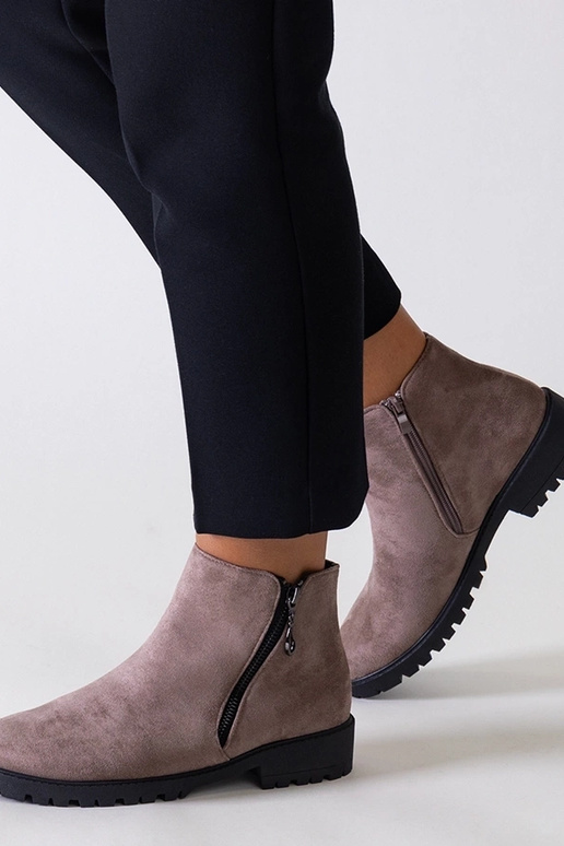 Black Kanga women's snow boots