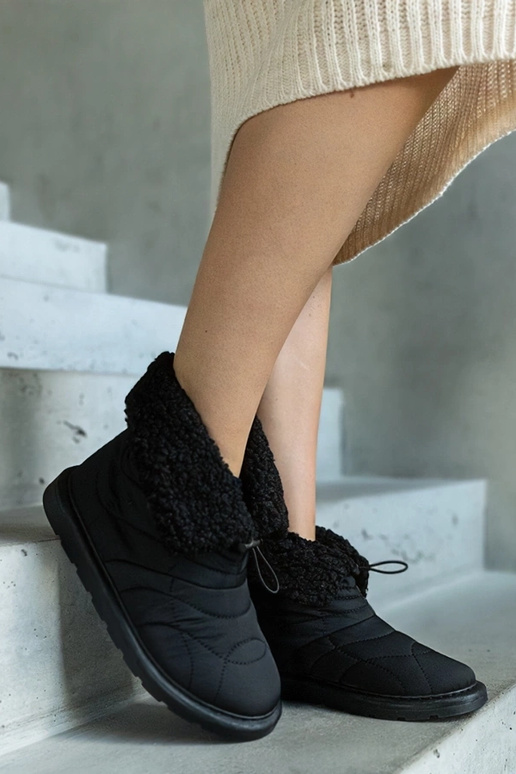 Black snowboots Arana