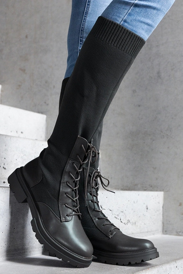 Black insulated boots Castro 2