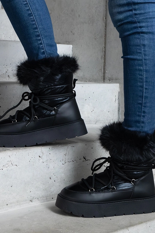 Black snowboots Arana