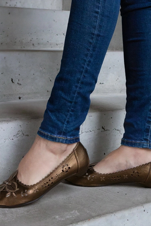 Brązowe ażurowe balerinki z odkrytym...