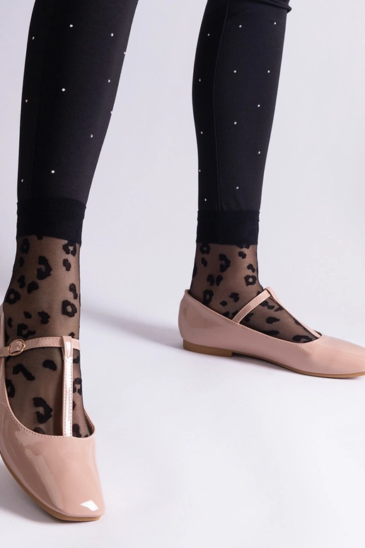 Beżowe lakierowane balerinki z... Beżowe lakierowane balerinki z...