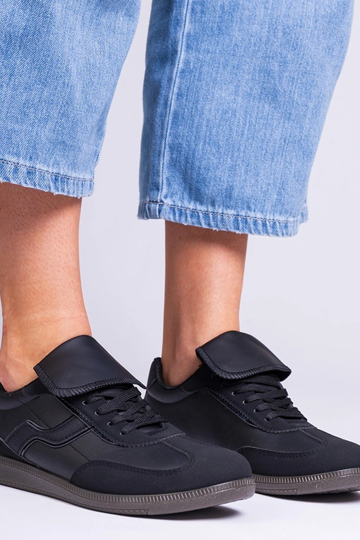 Czarne niskie sneakersy sznurowane... Czarne niskie sneakersy sznurowane...