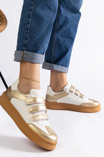 White trainers Justar 2