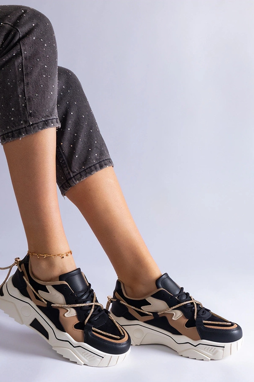 White trainers Justar