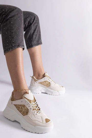 White trainers Justar