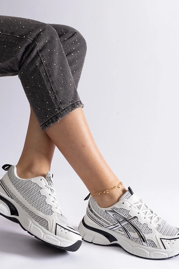 White trainers Justar 2